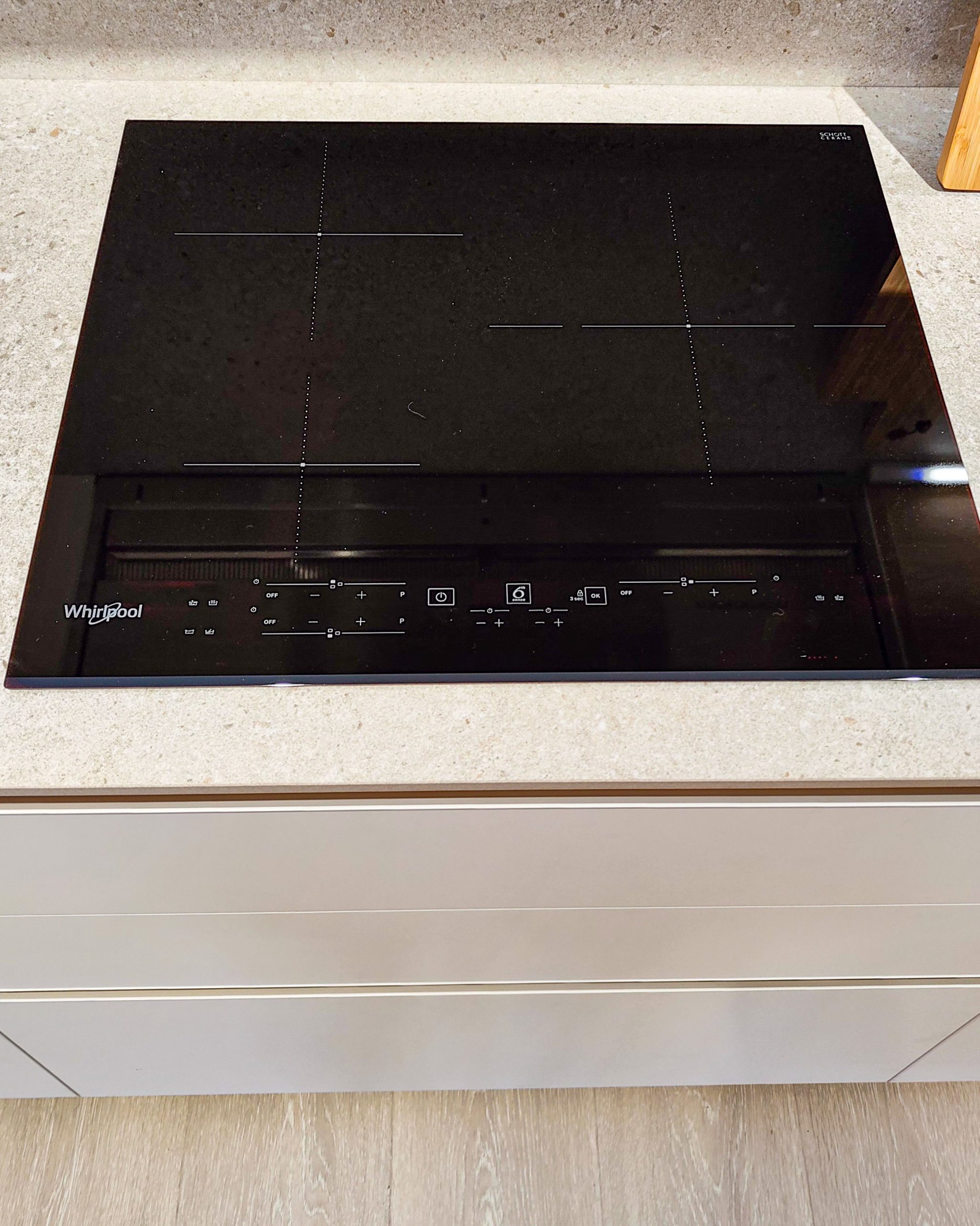 Presa Luce Forno Whirlpool In Porcellana BJB 77 222 - Ricambio Originale - Foto 4